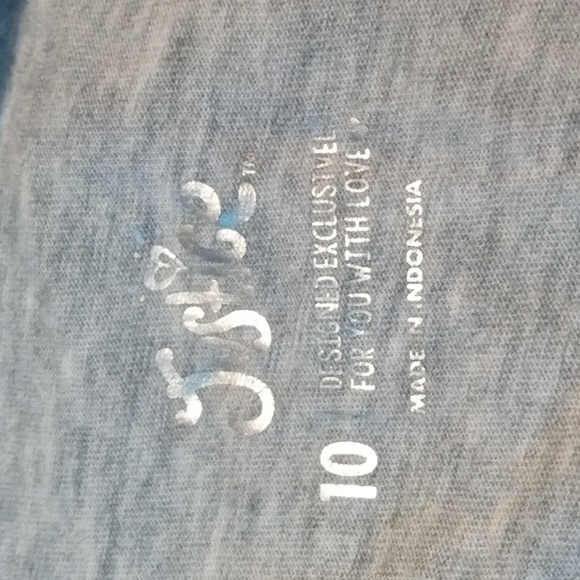 Long Sleeve Tee, Girls 10 - Picture 4 of 8